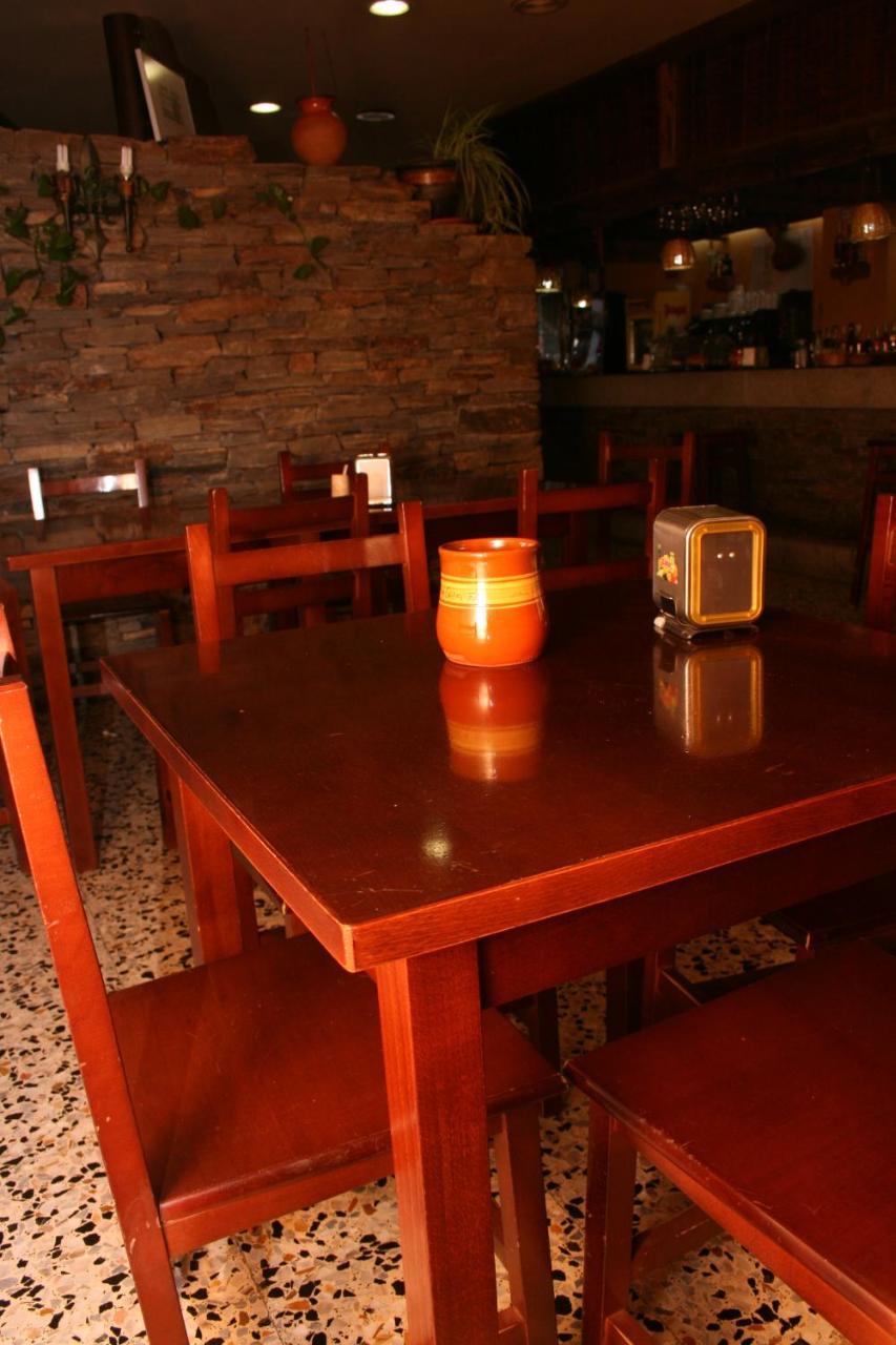 A Taberna De Vento Otel Lalín Dış mekan fotoğraf